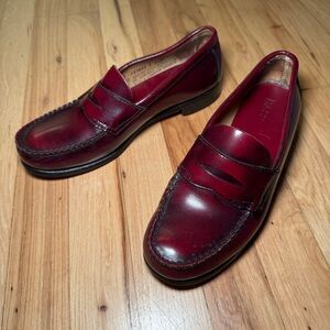 GH Bass & Co Weejuns Leather Penny Loafers
